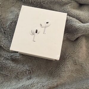 Apple Wireless White Earbuds 2nd Gen